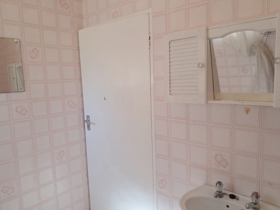 3 Bedroom Property for Sale in Odendaalsrus Free State
